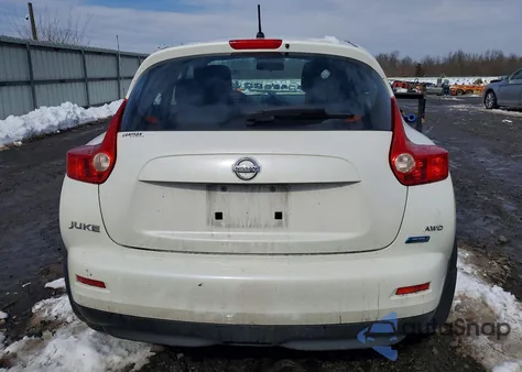 2014 Nissan Juke S z USA, uszkodzony, nr VIN JN8AF5MV4ET480687